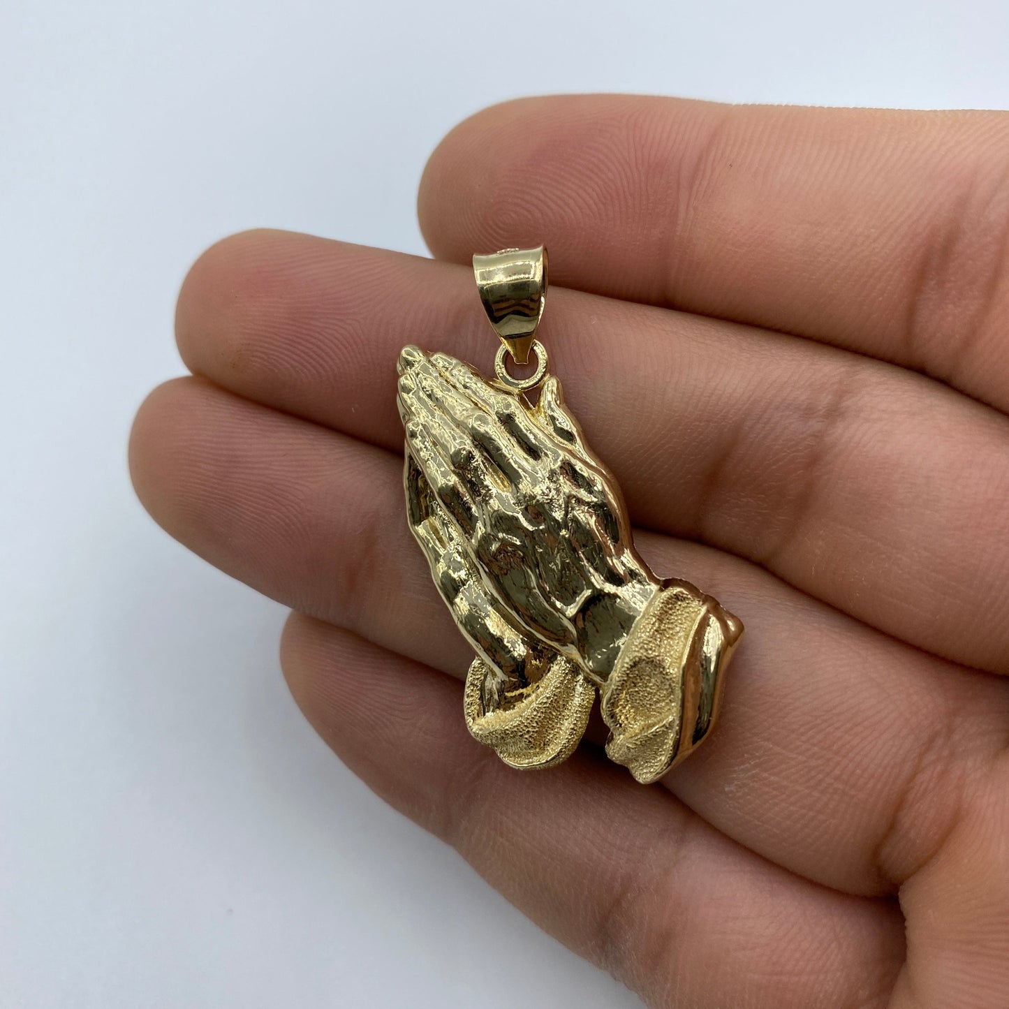 14K Praying Hands Pendant 1.5"