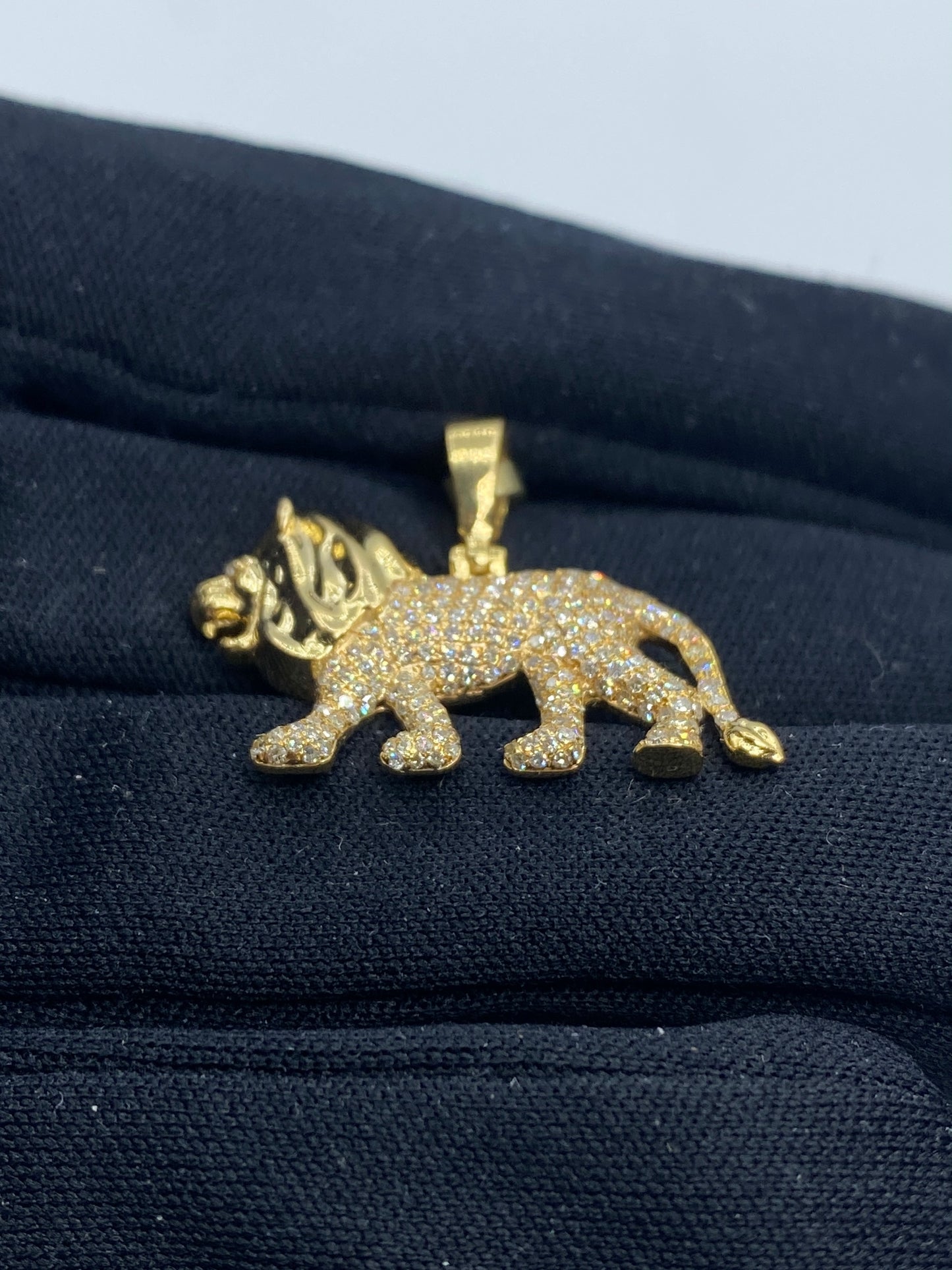 Leo Pendant
