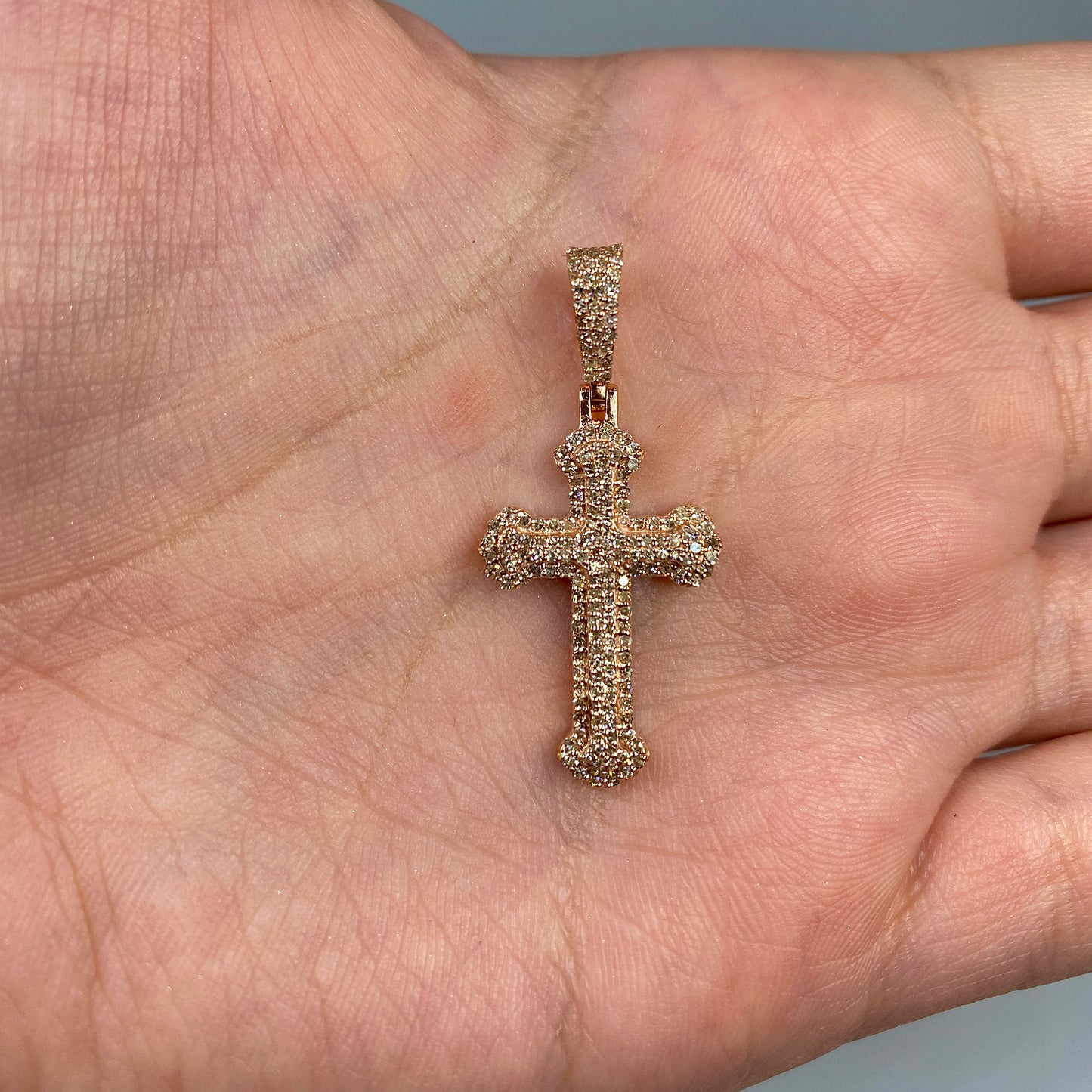 14K Round Cut Cross Diamond Pendant