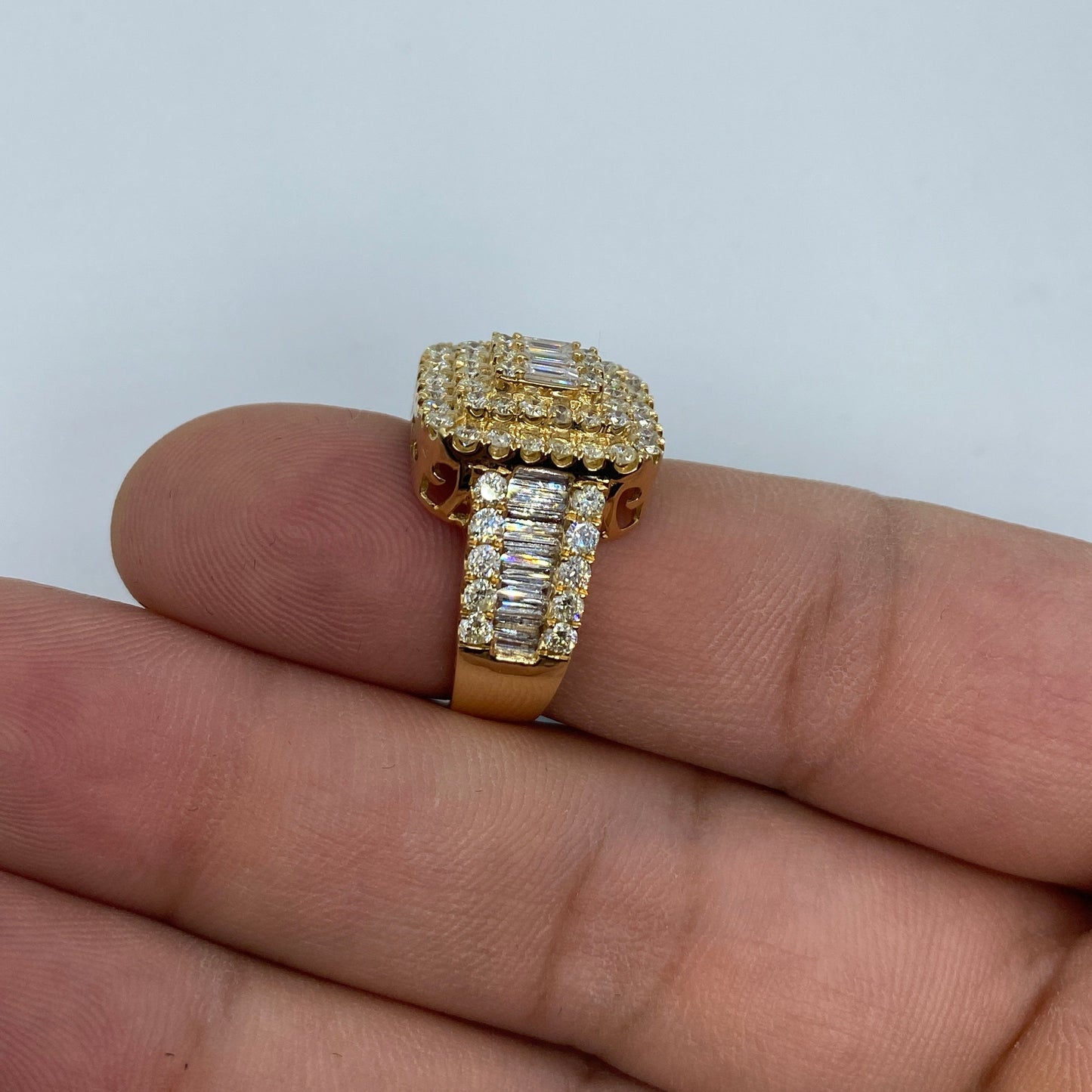 14K Rectangle Center Diamond Baguette Ring in Yellow