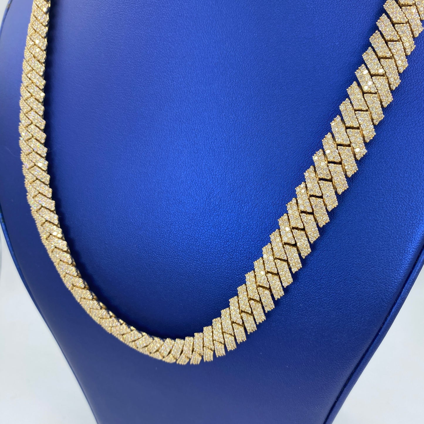 10K 12MM Cuban Link Diamond Chain 22"