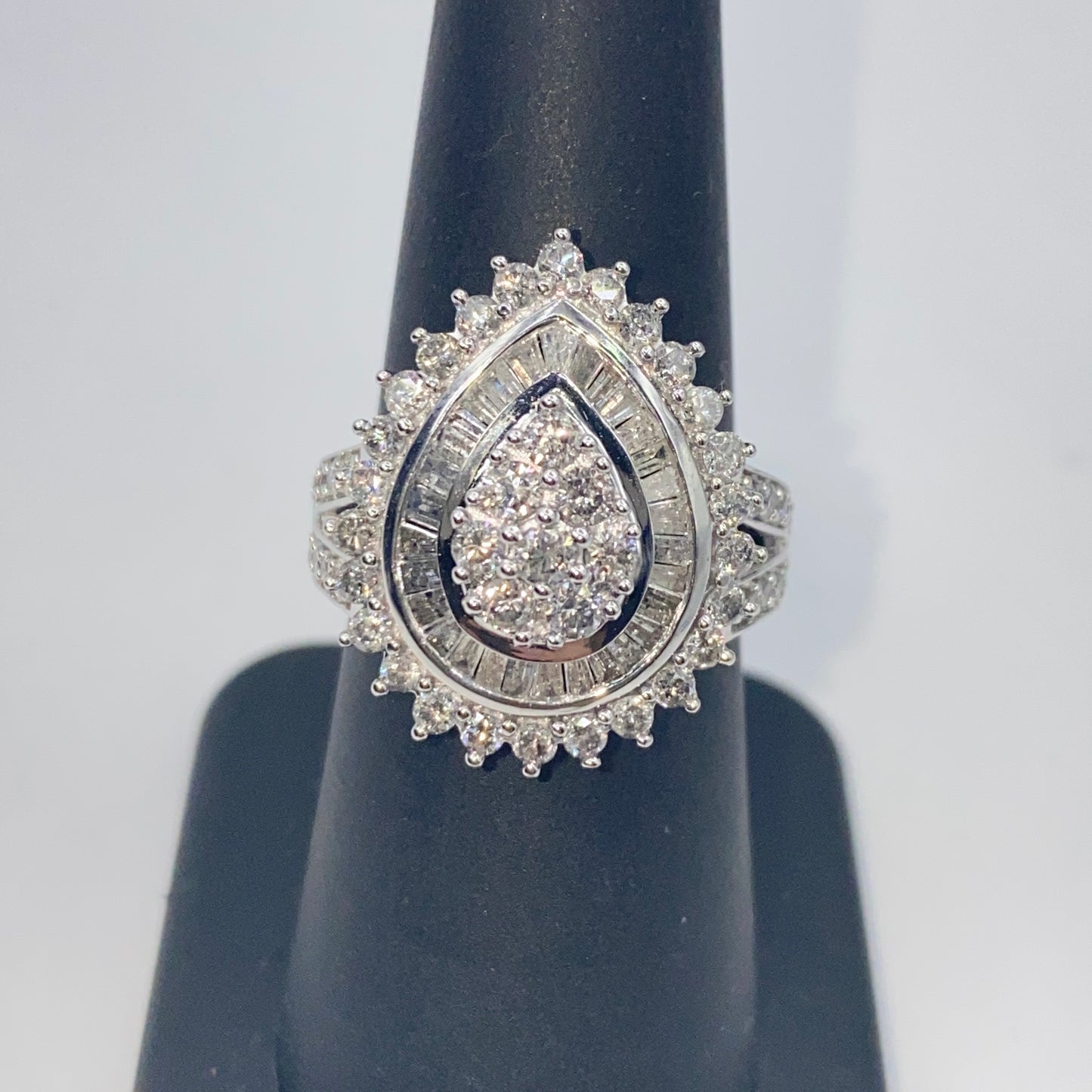 10K Pear Diamond Baguette Jumbo Ring