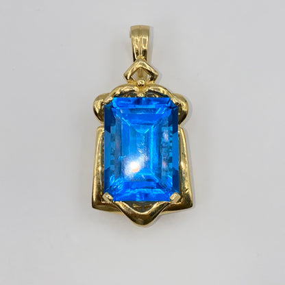 14K Jewel of the Sea Aquamarine Pendant