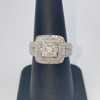 10K Square Double Halo Diamond Ring