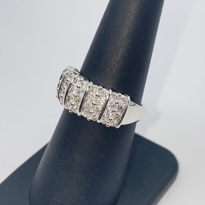 10K Cluster Diamond Ring