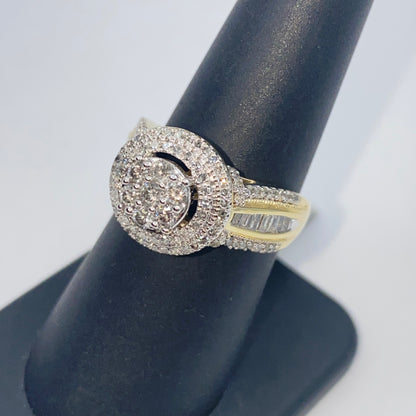 10K Circle Large Stones Center Diamond Baguette Engagement Ring