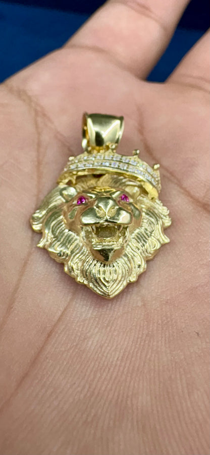 10k Gold Lion Head Pendant