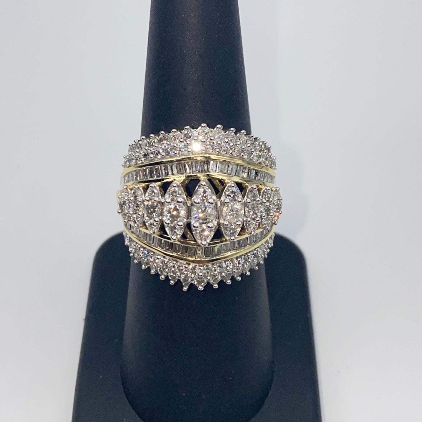 10K Cluster Diamond Baguette Ring