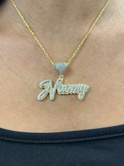 10K Custom Naomy Name Pendant