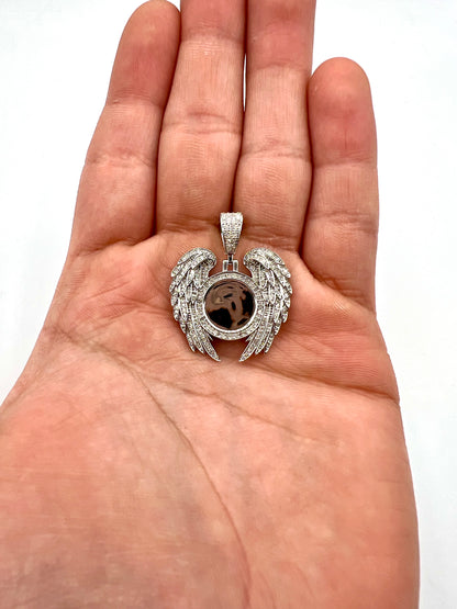 10k Angel Wing Photo Pendant