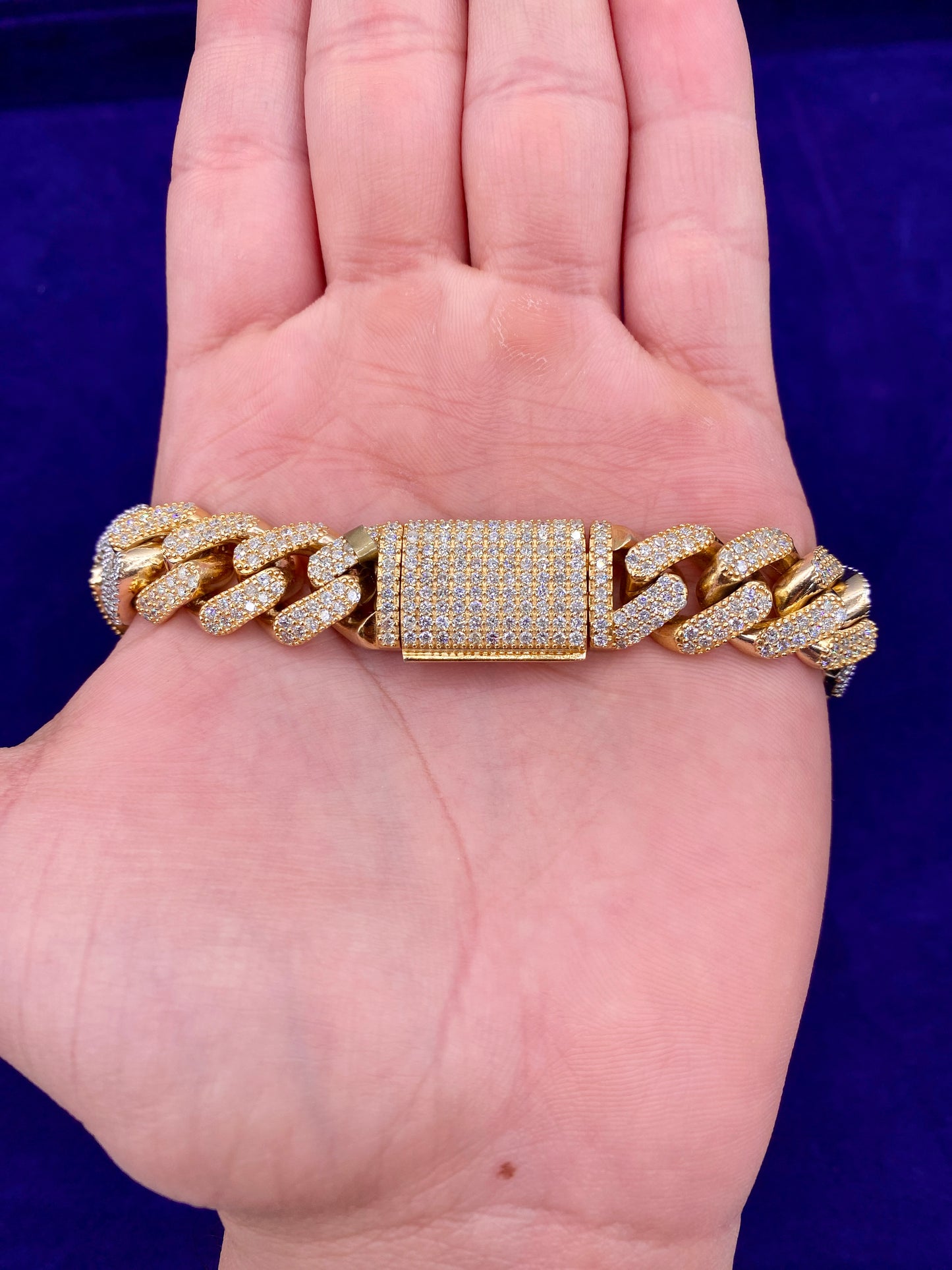 10K 15.5M Two-Tone Mariner Diamond Cuban Chain 26"