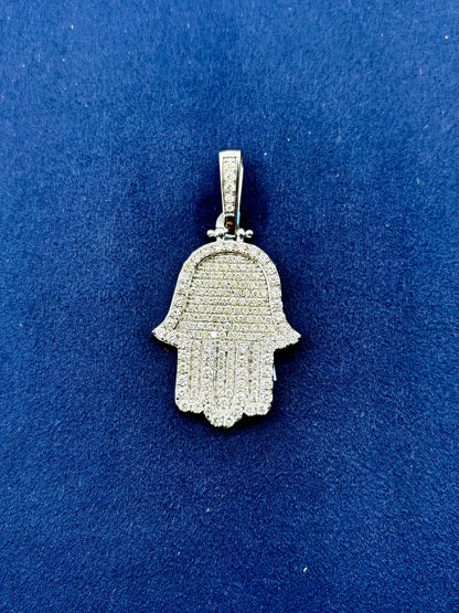 14k Classic Diamond Hamsa Pendant