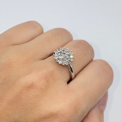10K Flower Elegant Diamond Engagement Ring