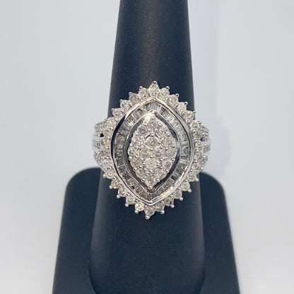 10K Diamond Baguette Ring