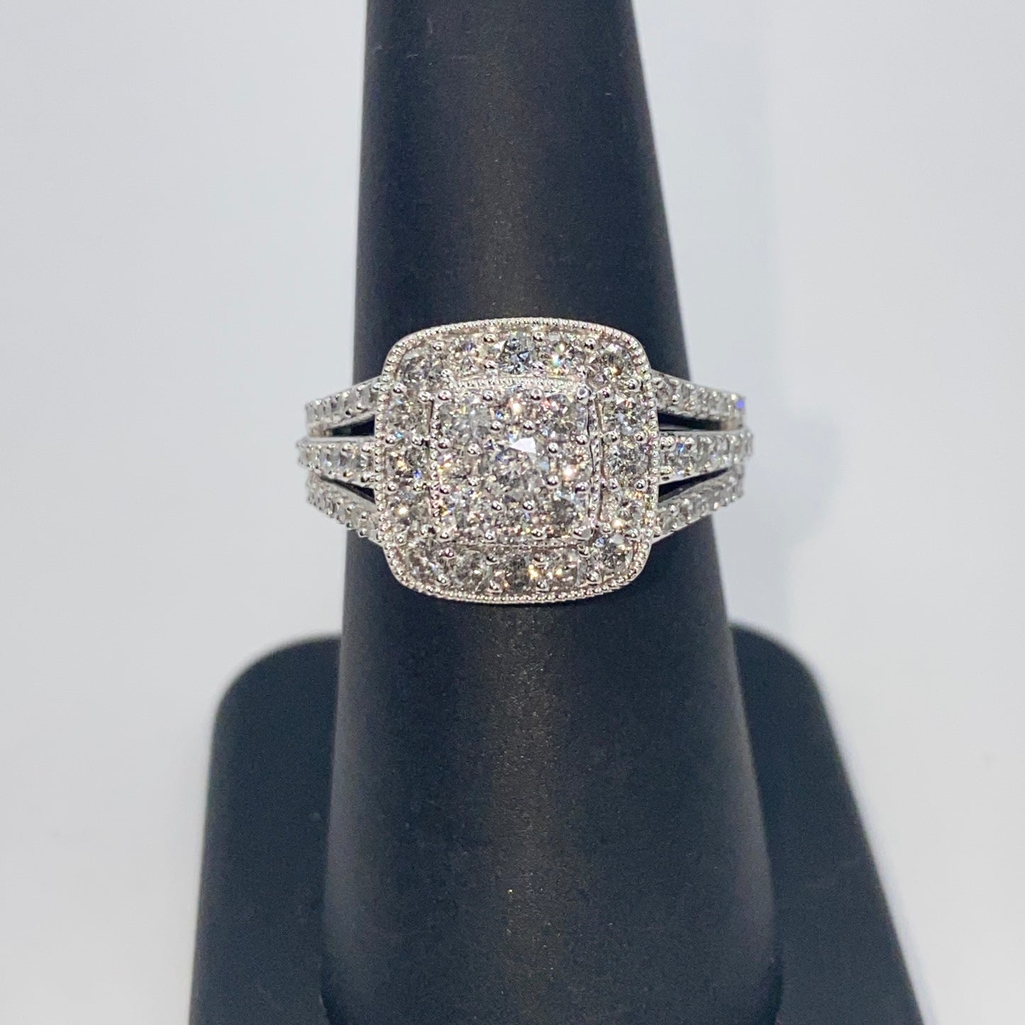 10K Rounded Square Diamond Ring