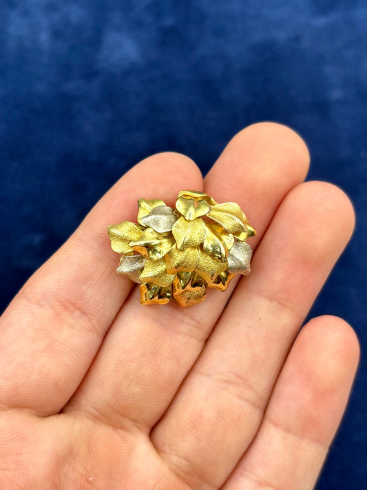 Vintage 18k Gold Estate Textured Leaf Pendant
