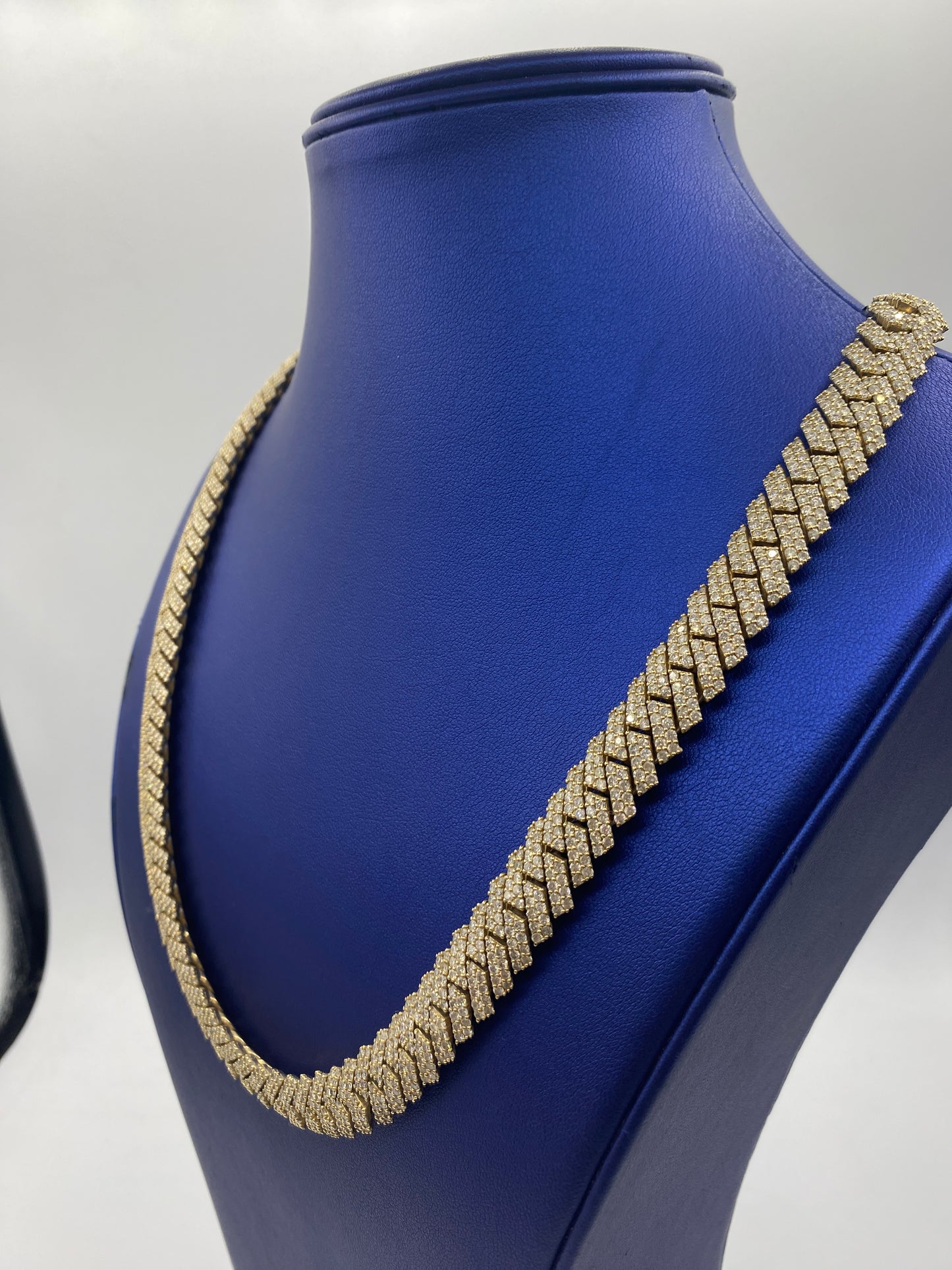 10K Diamond Gold Cuban link chain 12mm