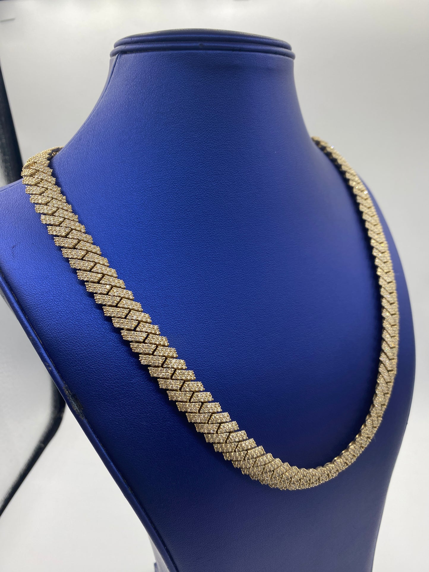 10K Diamond Gold Cuban link chain 12mm