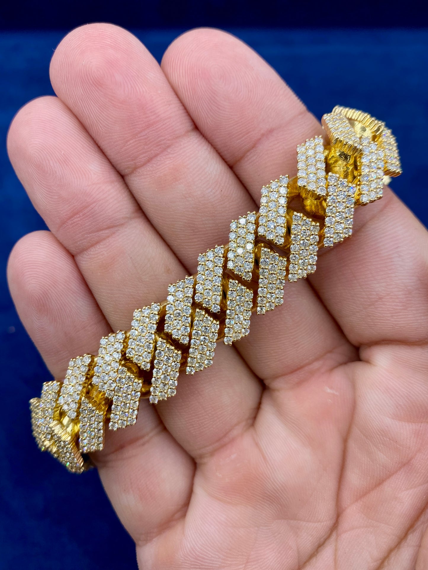 14K gold & diamonds cuban link bracelet 15.5mm