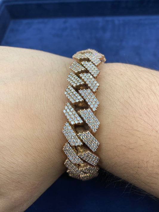 10k gold & diamond Cuban link bracelet 11.5mm