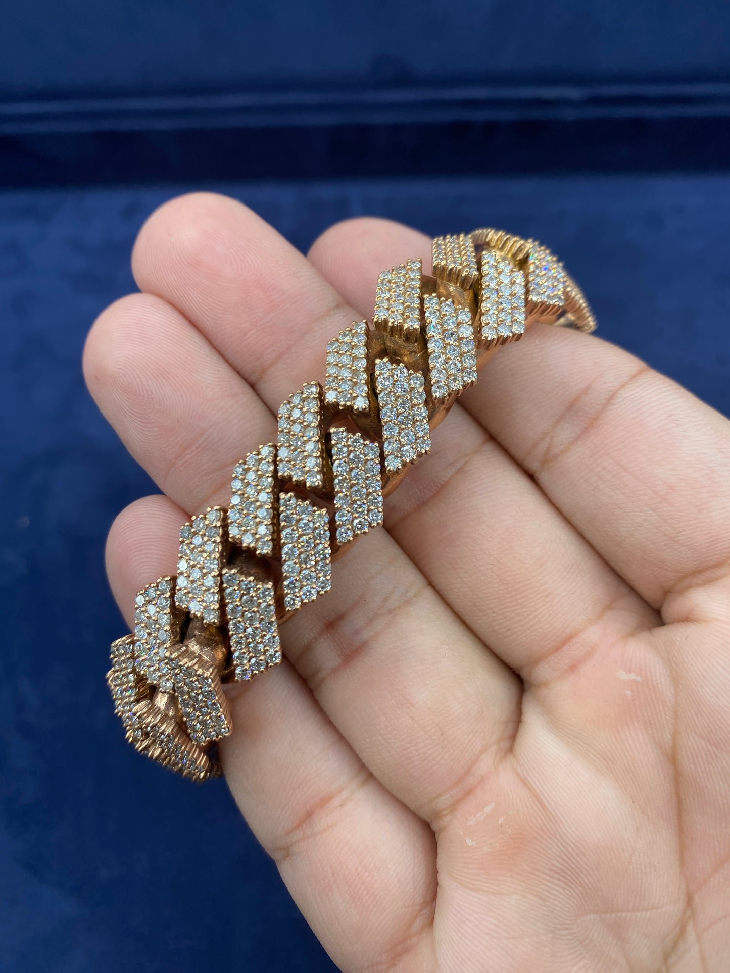 10k gold & diamond Cuban link bracelet 11.5mm