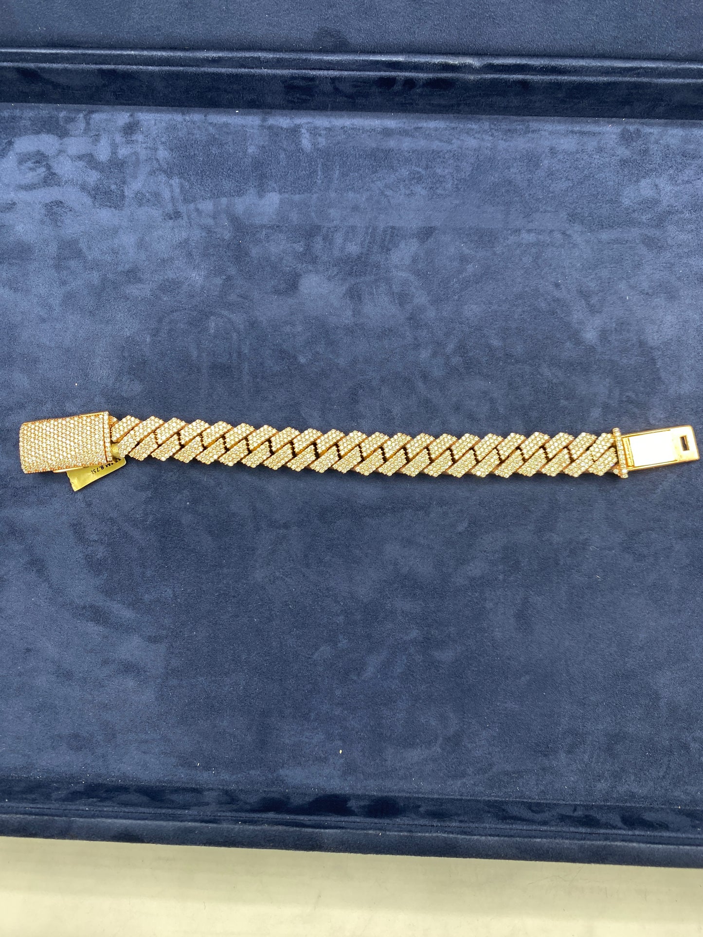 10k gold & diamond Cuban link bracelet 11.5mm