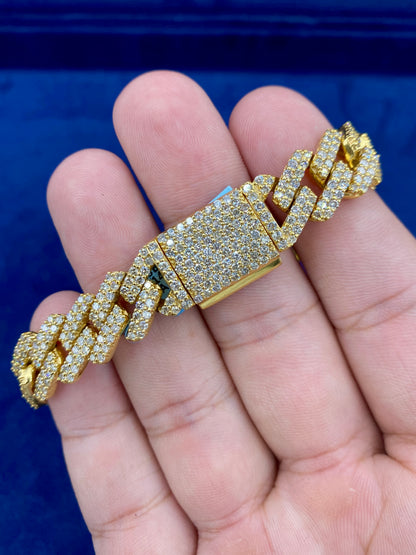 14 K gold & diamonds Cuban Link bracelet 12mm
