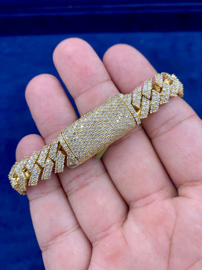 14K gold & diamonds cuban link bracelet 15.5mm