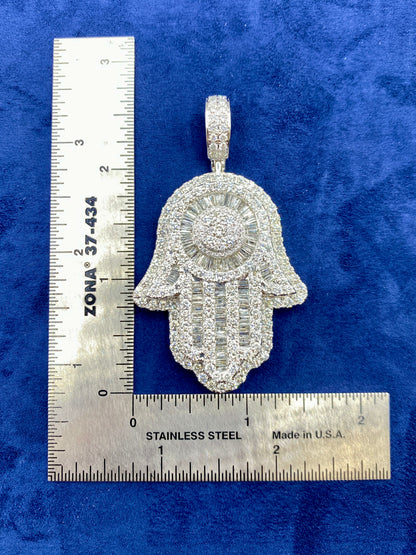 14k Gold and Diamonds Hamsa pendant