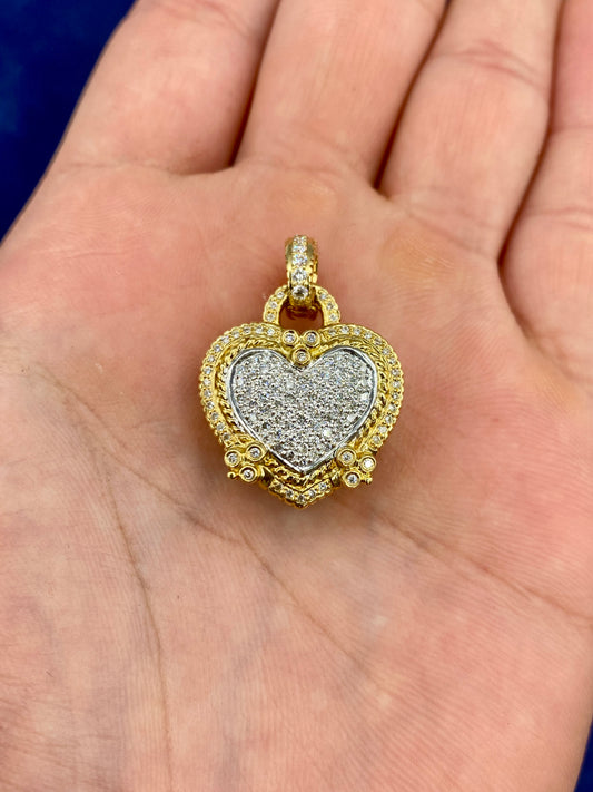 18k Gold Regal Heart Diamond Pendant