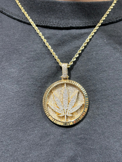 14K Marijuana Leaf Pendant