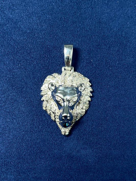 14k Proud Lion Head Pendant