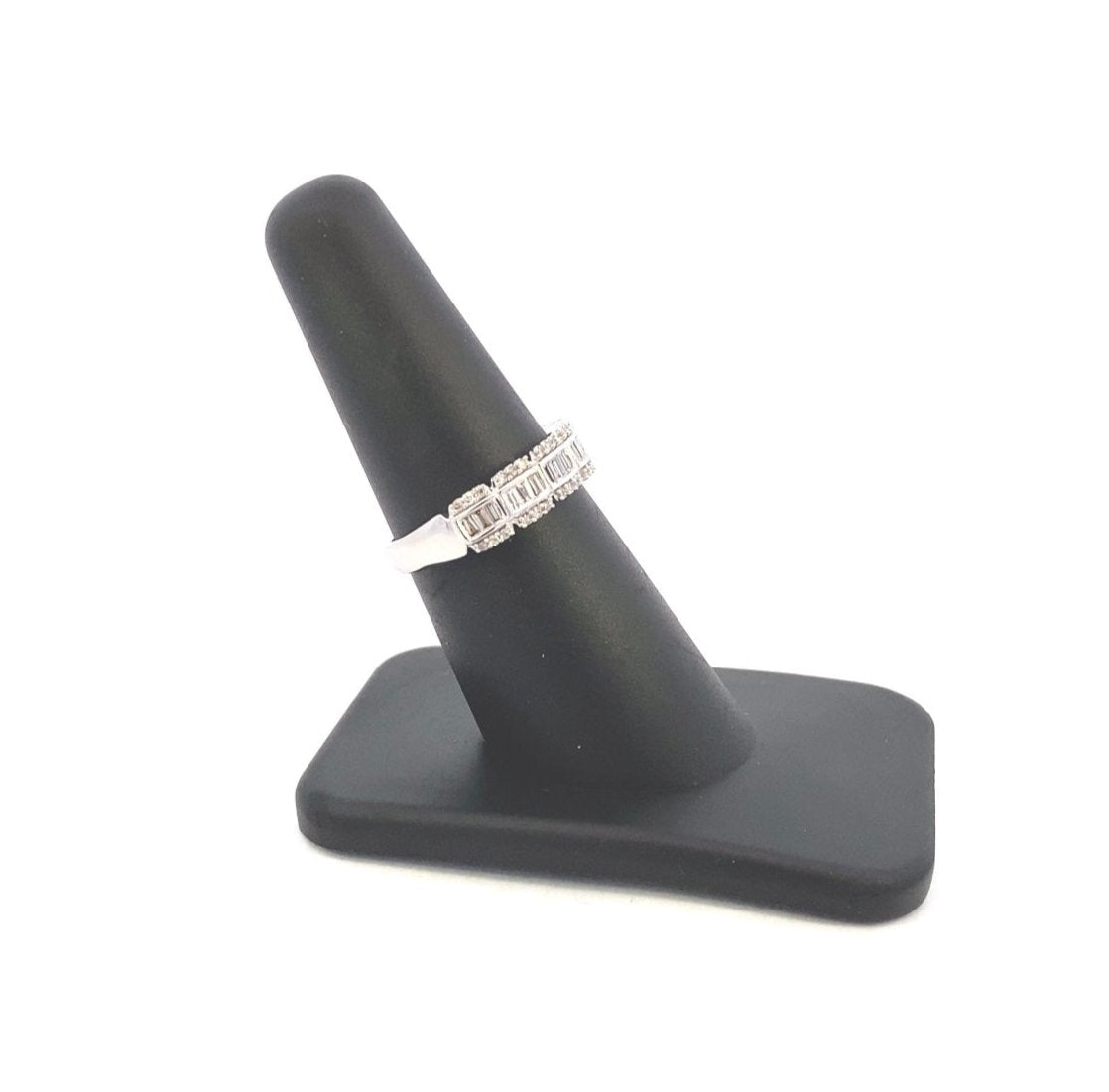 14K Square Style Baguette Ring