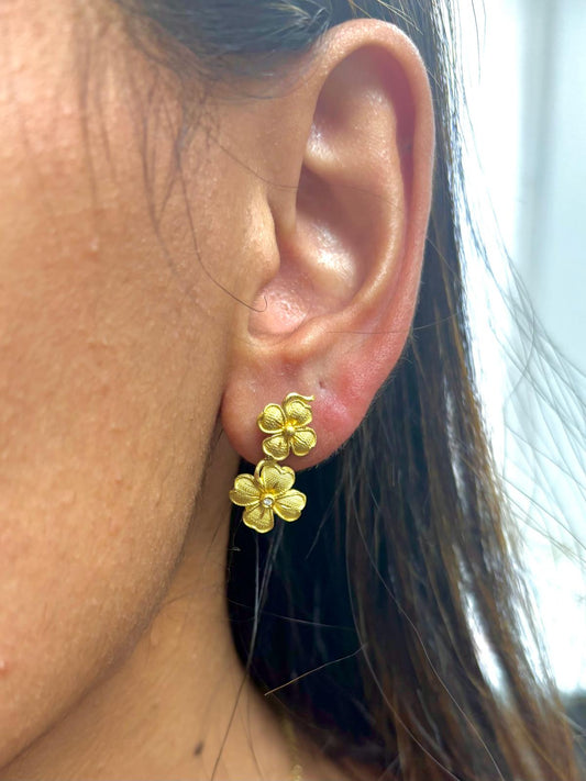 18K Gold Clover earring