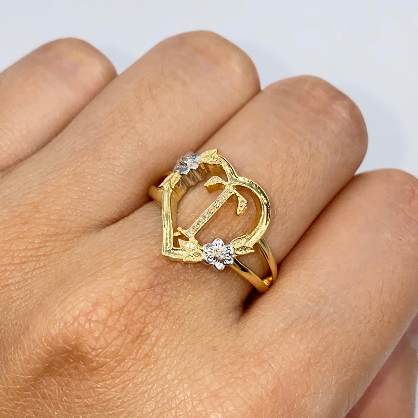 10K Bloom Heart Letter Diamond Ring