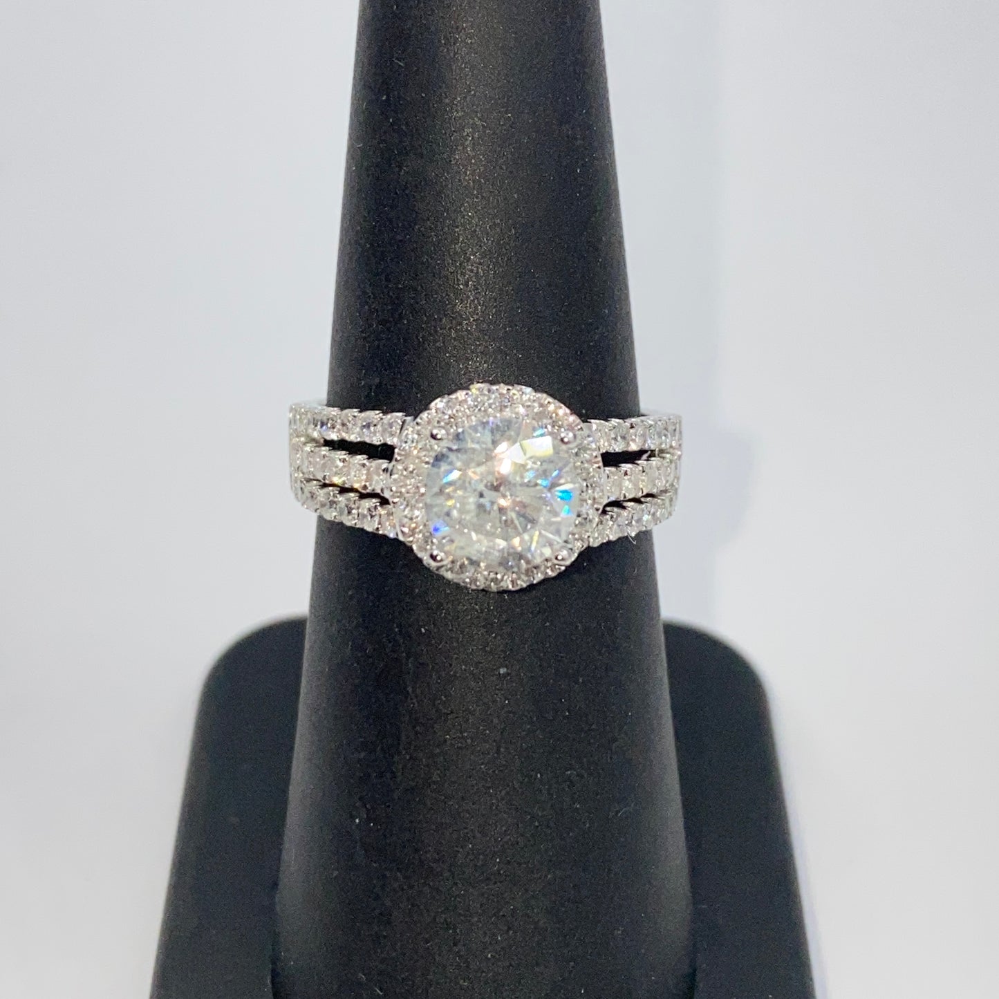 14K Dyanne Diamond Engagement Ring