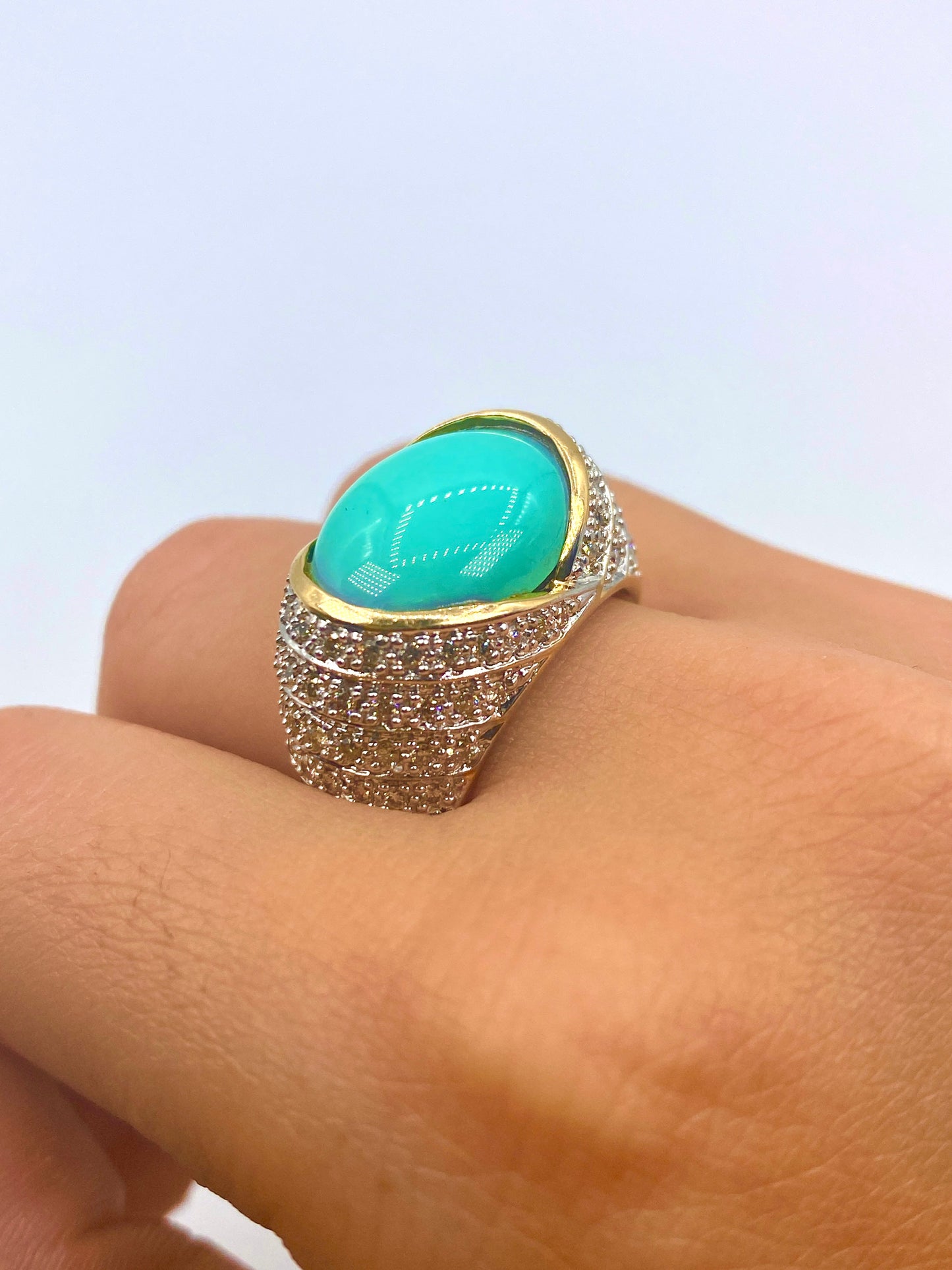 14K Gold & Diamond Turquoise Center Ring