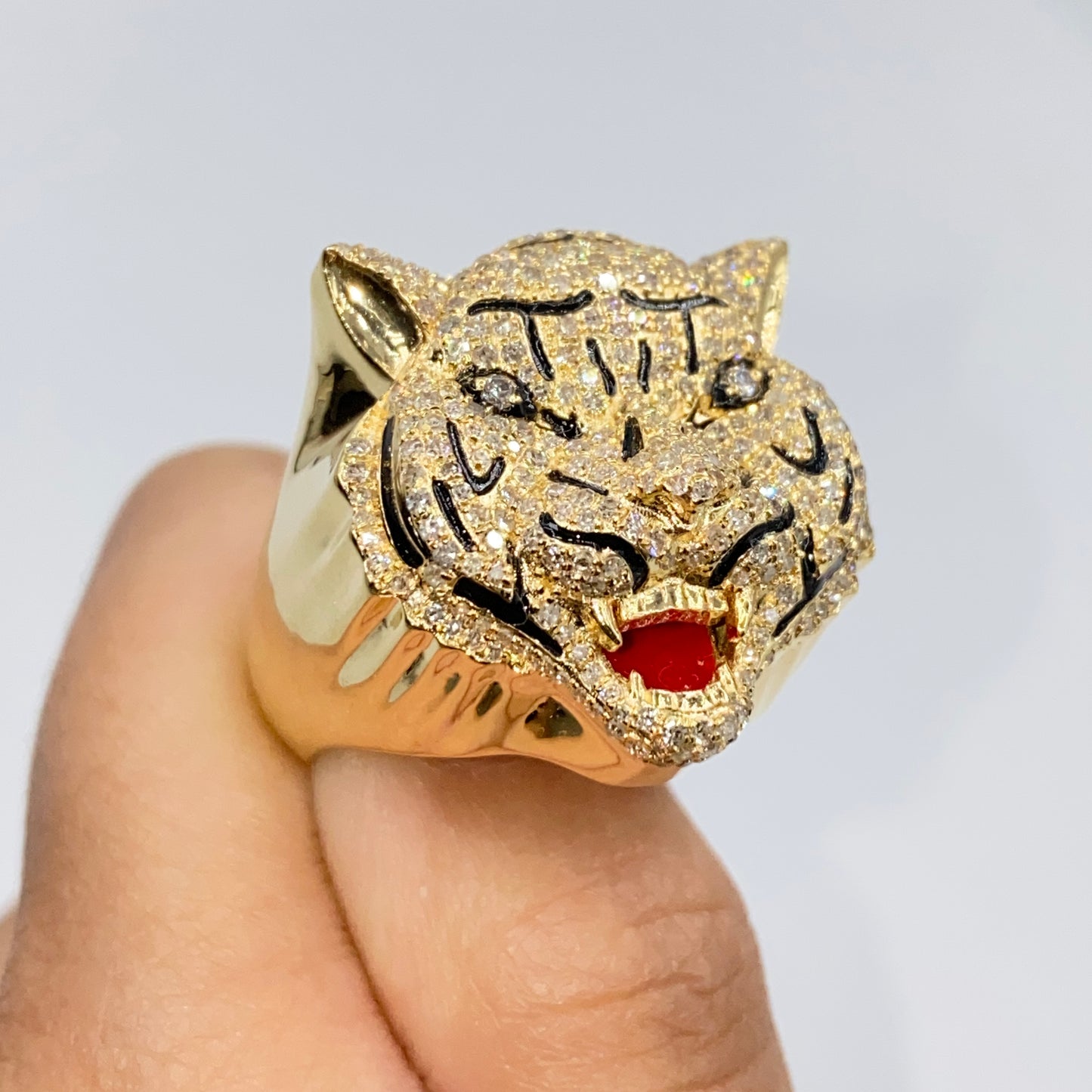 14K Tiger Diamond Ring