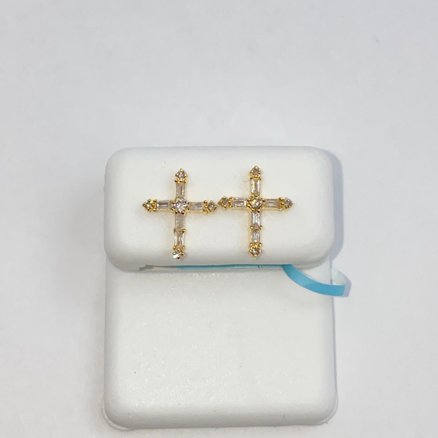 14K Rosalia Cross Diamond Pendant