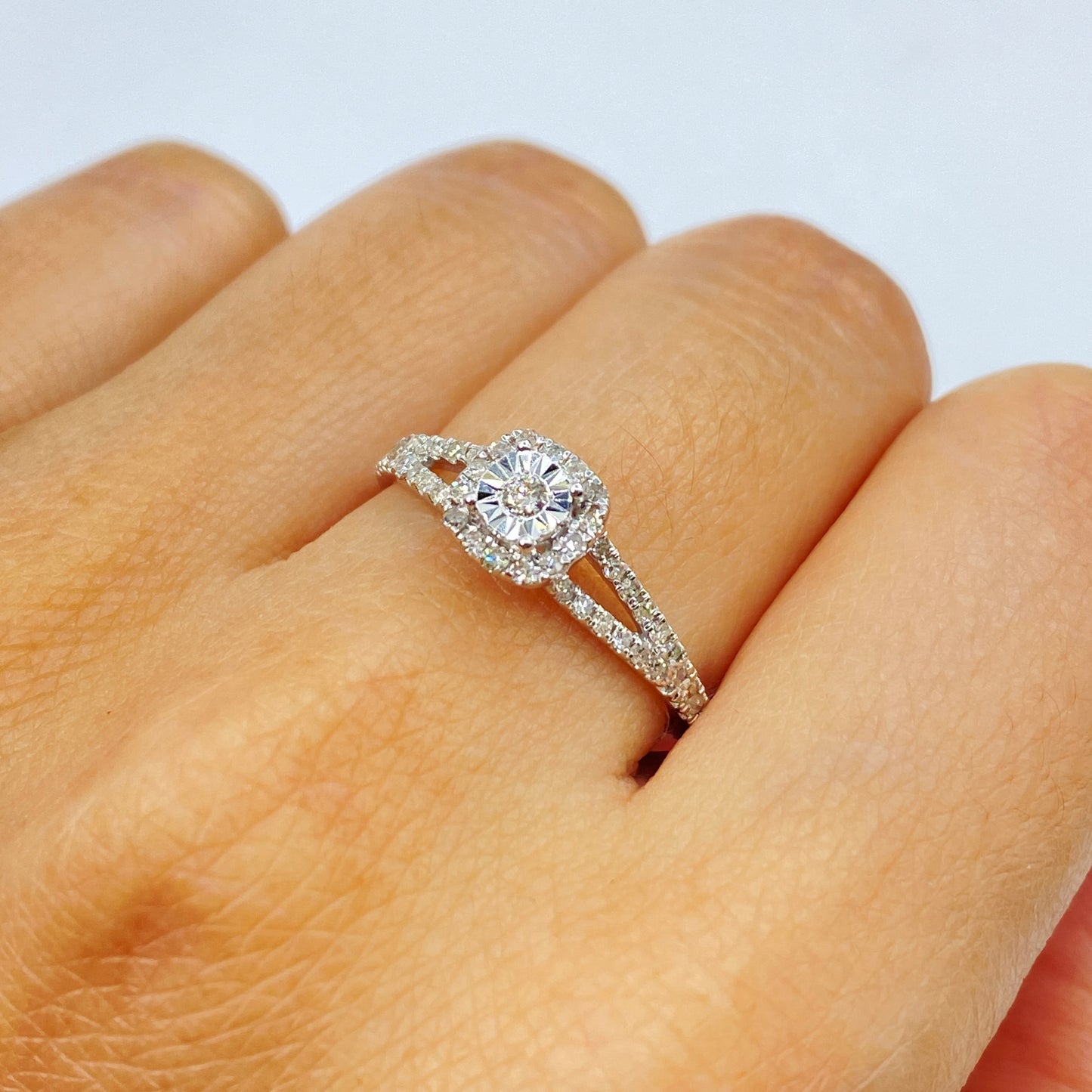 14K Sunburst Diamond Engagement Ring