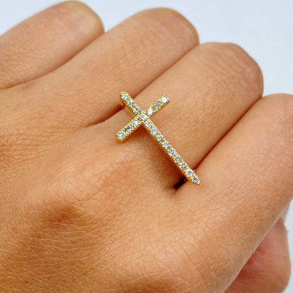14K Pavé Cross Diamond Ring