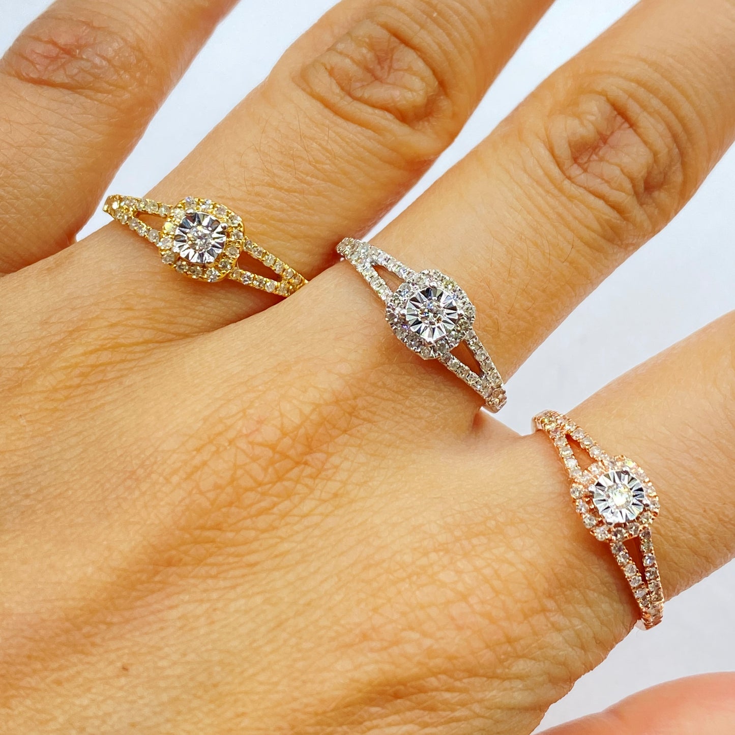 14K Sunburst Diamond Engagement Ring