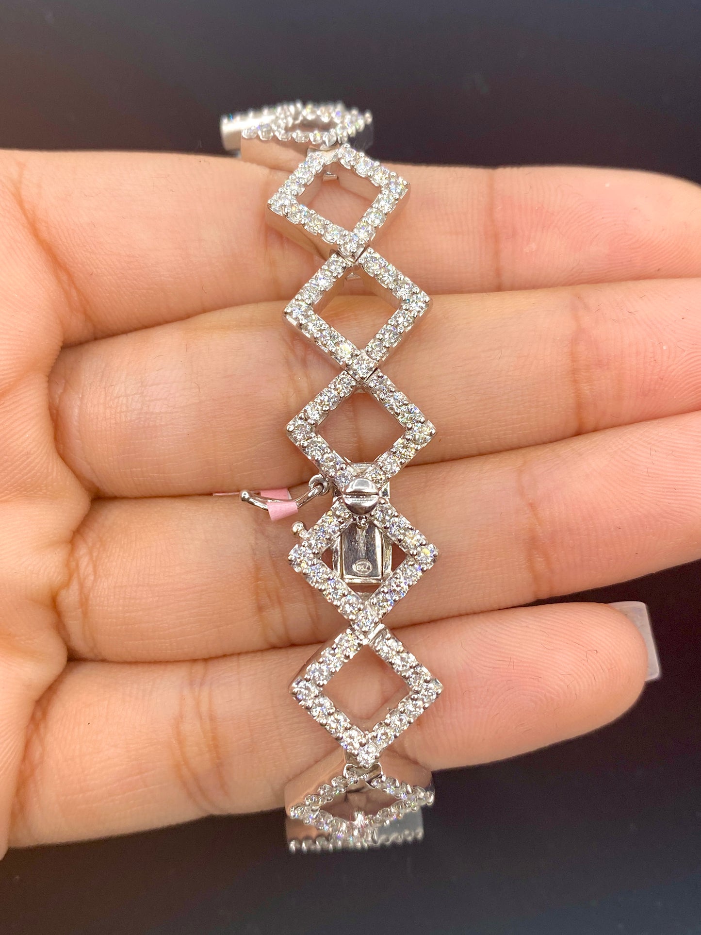 18K Gold Zig Zag Diamond Bracelet