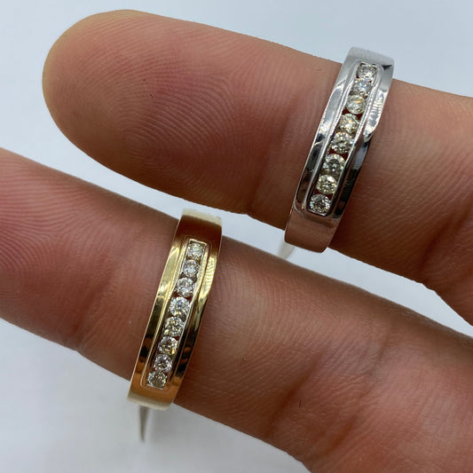 10K Diamond Wedding Band