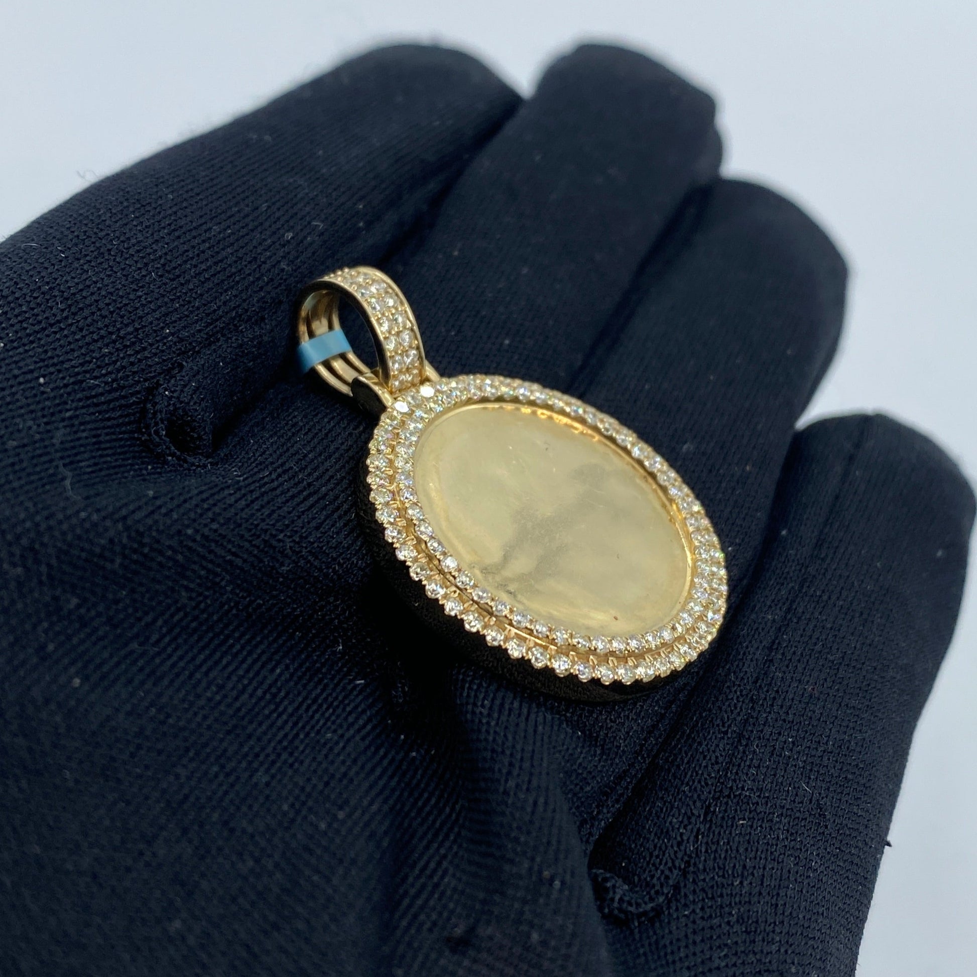 14K Circle Diamond Picture Photo Pendant
