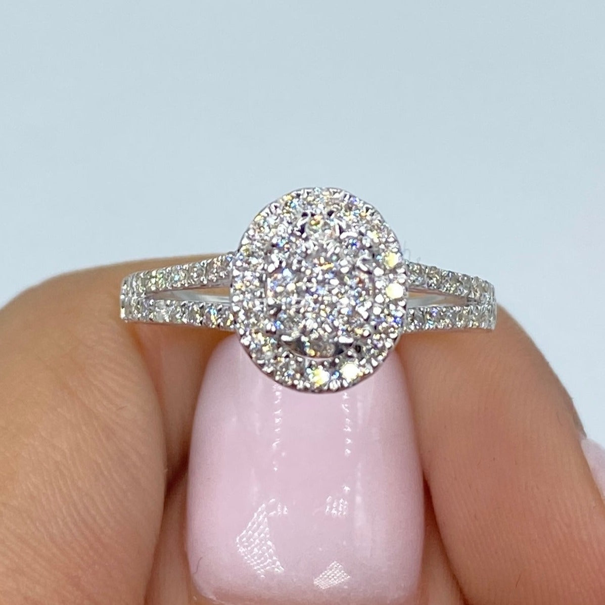 14K Oval Halo Diamond Ring