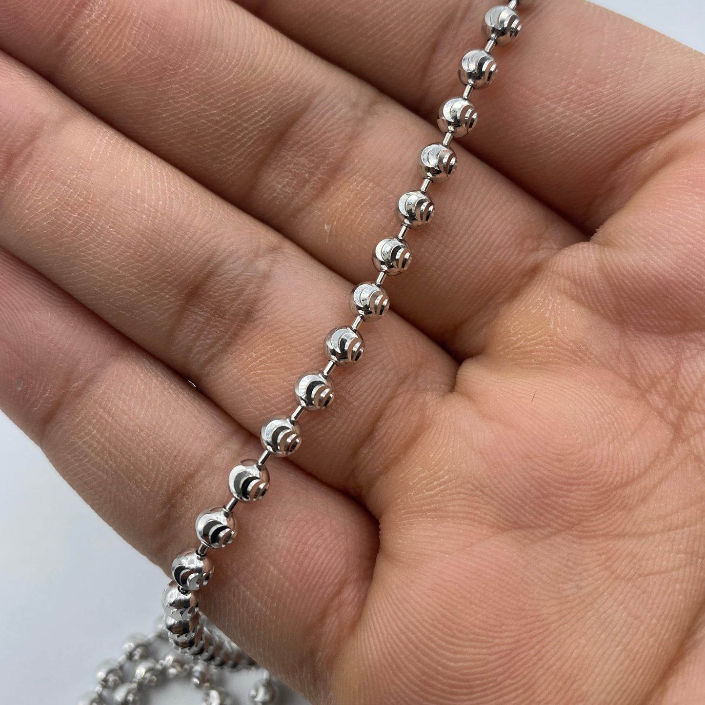 14K White Gold 4.2MM Moon Cut Chain 18-30"