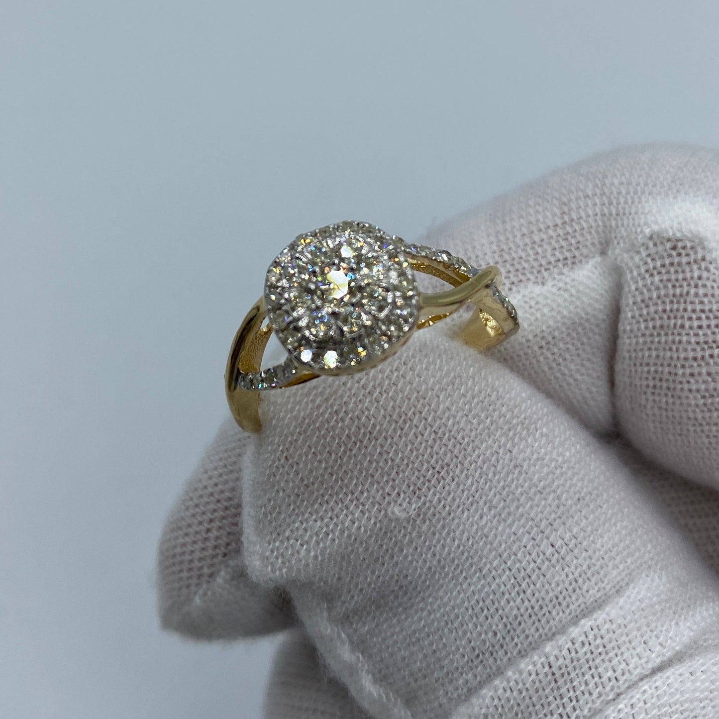 14K Spiral Diamond Engagement Ring
