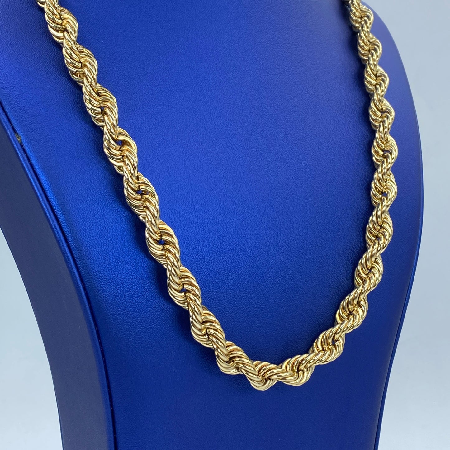10K 10MM Bold Rope Chain 23"