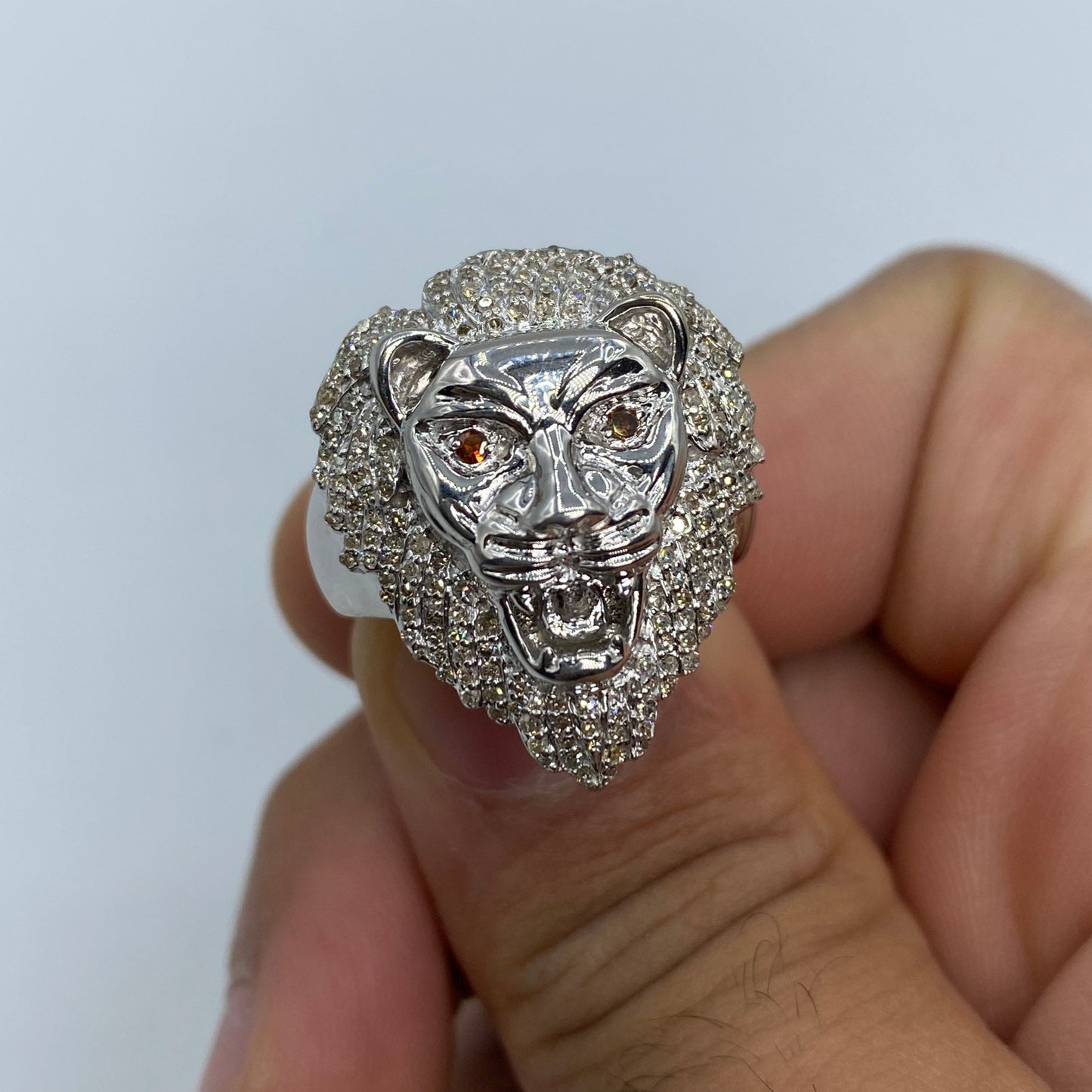 10K Jeweled Lion Diamond Ring